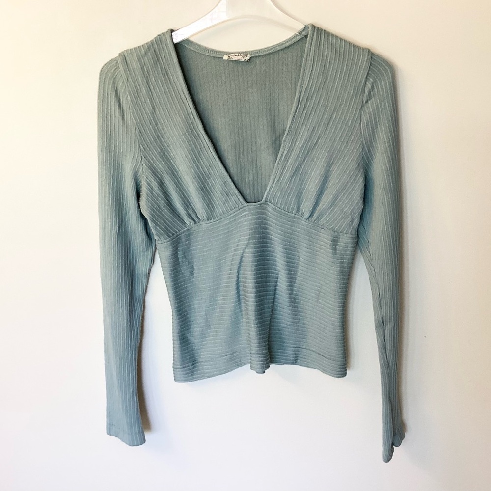 Intimately Free People Long Sleeve Lindsey Ribbed Plunge V-Neck Top - Green - L